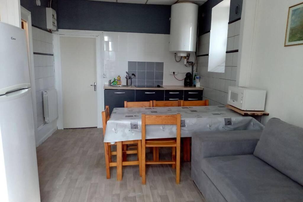 Charmant Appartement A Perigueux Exterior photo